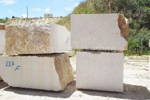 Blocs de pierre calcaire Lioz